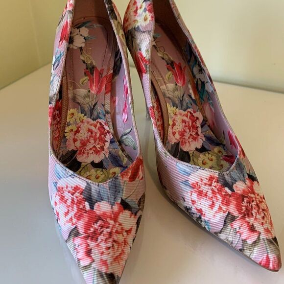 Topaz earrings, 925 sterling silver, pale pink, classic halo emerald cut. - Picture 13 of 16